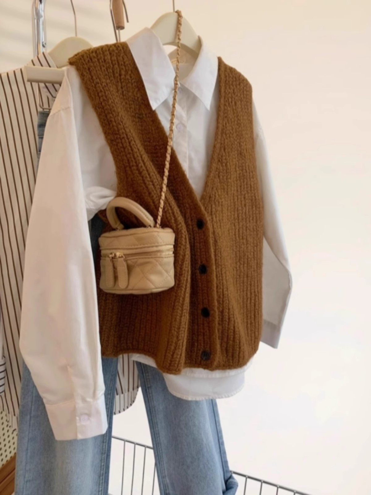 سترة نسائية محبوكة على الطراز  - مراجعة Shoulder Pad Set In وسعره