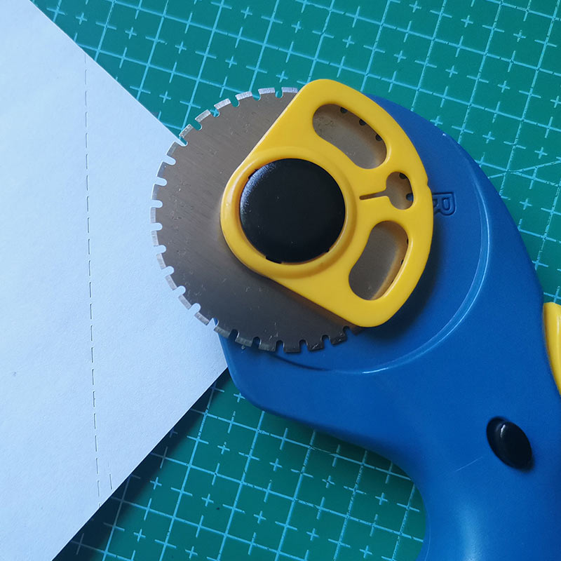 الروتاري القاطع خليط الجلود ال - مراجعة Textile Sewing Kit وسعره