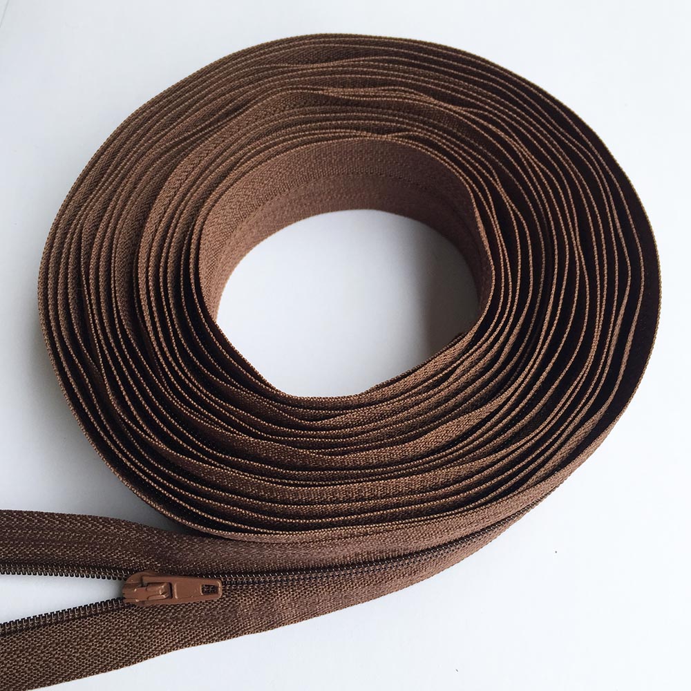 5 متر 3 #   سحاب من النايلون ع - مراجعة Textile And Sewing Supply وسعره